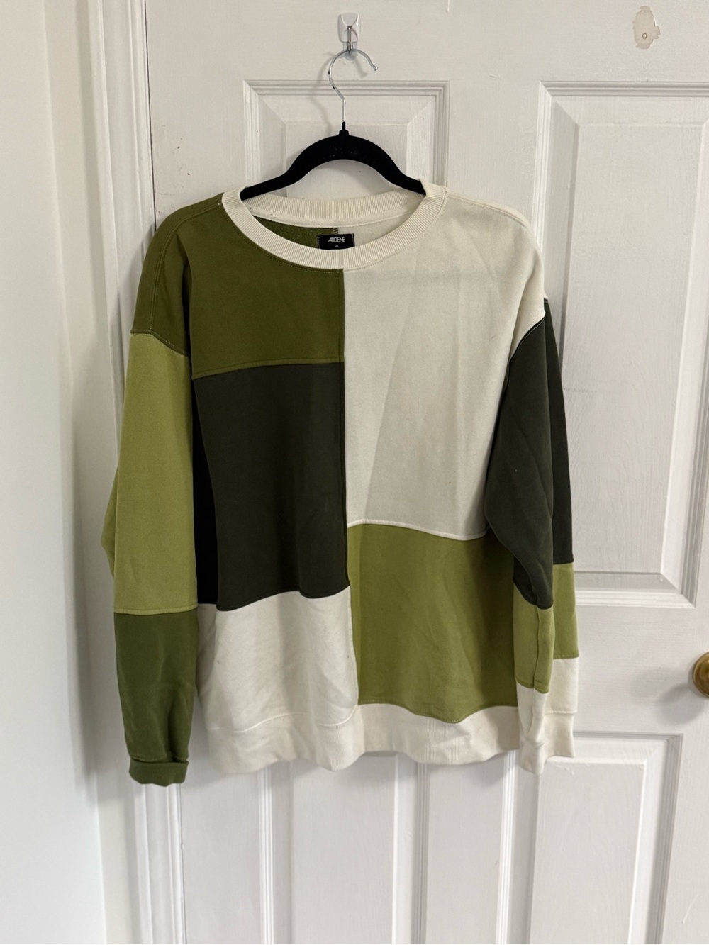 Ardene Colorblock Olive & Cream Crewneck Sweatshirt
